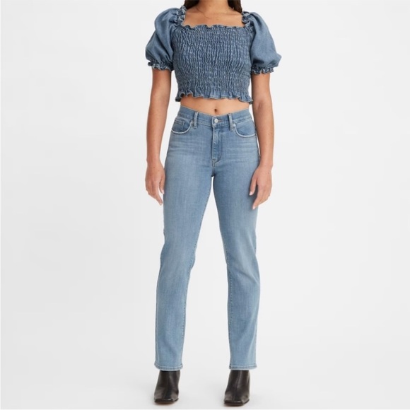 Levis Denim Jeans Classic Straight Size 18 / 34 NWT New with Tags Medium Wash - Picture 1 of 15